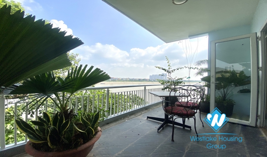 Two-bedroom apartment with river view and large balcony for rent near French international school.